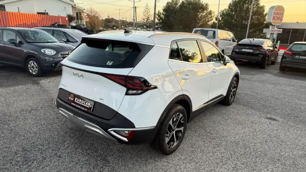 Kia Sportage 2024 - 34990 EUR, 5360 km - AUTO.MOTO.pt - 5360km - foto 10 de 26