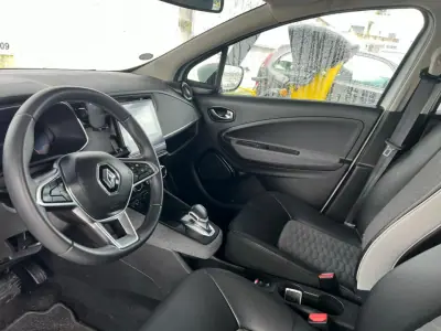 Renault Zoe 2021 - 14750 EUR, 47700 km - AUTO.MOTO.pt - 47700km - foto 11 de 11