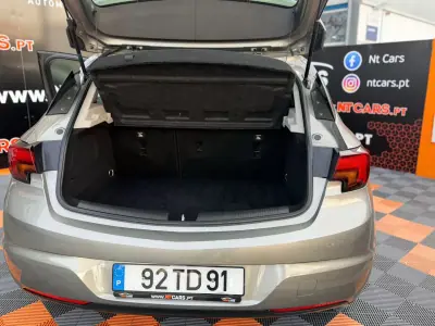 Opel Astra 2017 - 11900 EUR, 90715 km - AUTO.MOTO.pt - 90715km - foto 18 de 18
