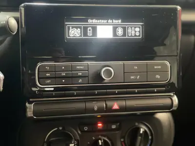 Citroën C3 2019 - 8999 EUR, 91000 km - AUTO.MOTO.pt - 91000km - foto 32 de 39