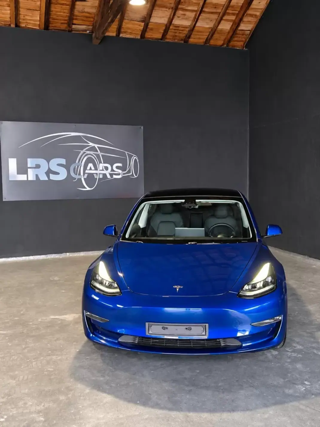 Tesla Model 3 2023