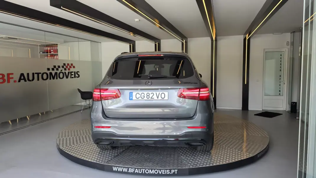 Mercedes-Benz GLC 220 2015 - 27900 EUR, 198275 km - 198275km - foto 16 de 67