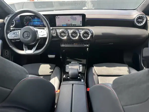 Mercedes-Benz CLA 250 2023 - 34500 EUR, 57000 km - AUTO.MOTO.pt - 57000km - foto 43 de 84