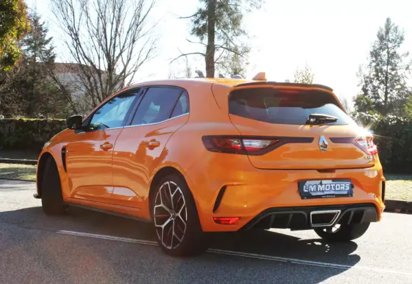 Renault Mégane 2019 - 43990 EUR, 42000 km - AUTO.MOTO.pt - 42000km - foto 10 de 41