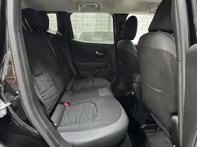 Jeep Renegade 2022 - 23950 EUR, 10796 km - AUTO.MOTO.pt - 10796km - foto 36 de 37