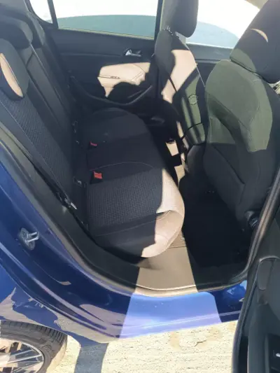 Peugeot 308 2018 - 12900 EUR, 219000 km - AUTO.MOTO.pt - 219000km - foto 23 de 23