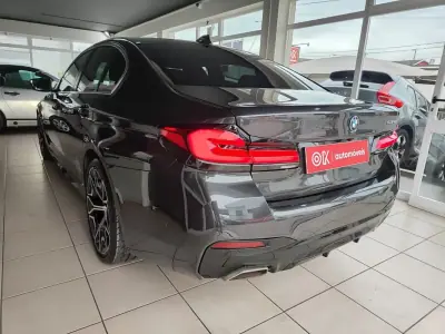 BMW 530e 2022 - 33750 EUR, 158500 km - AUTO.MOTO.pt - 158500km - foto 7 de 36