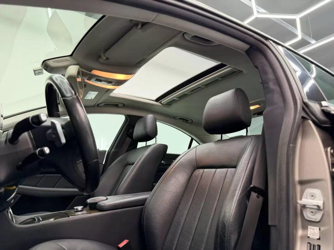 Mercedes-Benz CLS 350 2015 - 23750 EUR, 192000 km - AUTO.MOTO.pt - 192000km - foto 17 de 22