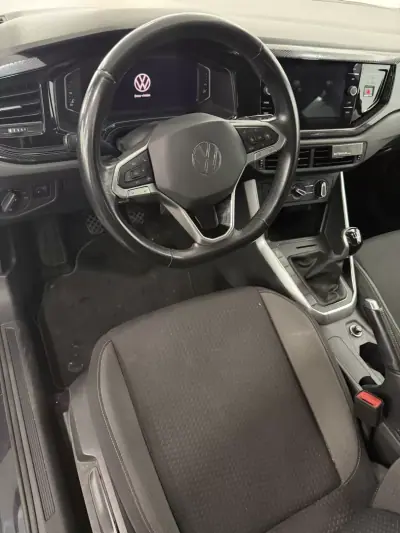 Volkswagen Polo 2022 - 16500 EUR, 80000 km - AUTO.MOTO.pt - 80000km - foto 9 de 15