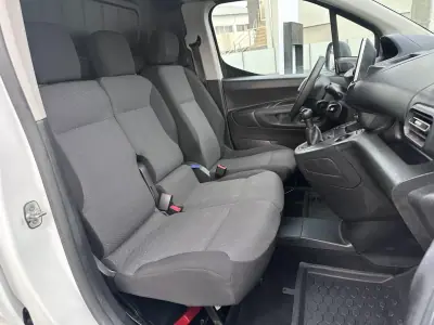 Peugeot Partner 1.5HDI 3lugares 2021 - 11900 EUR, 160000 km - AUTO.MOTO.pt - 160000km - foto 41 de 47