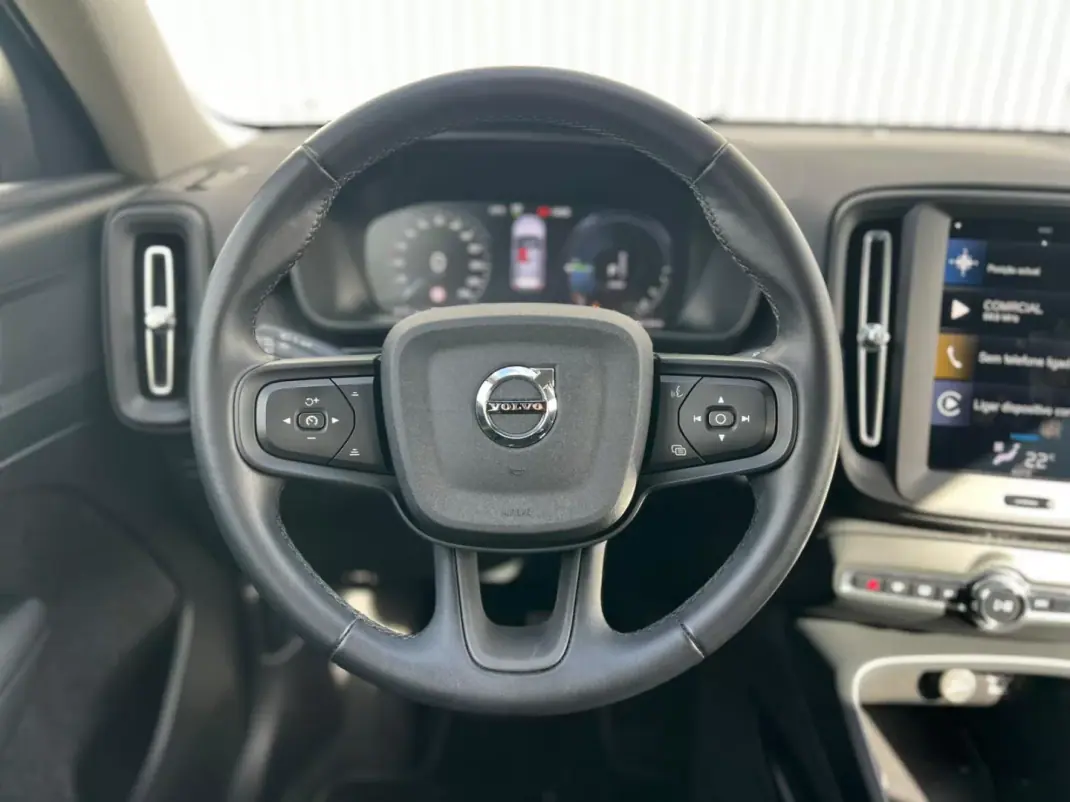 Volvo XC 40 2023 - 36900 EUR, 49663 km - AUTO.MOTO.pt - 49663km - foto 12 de 19