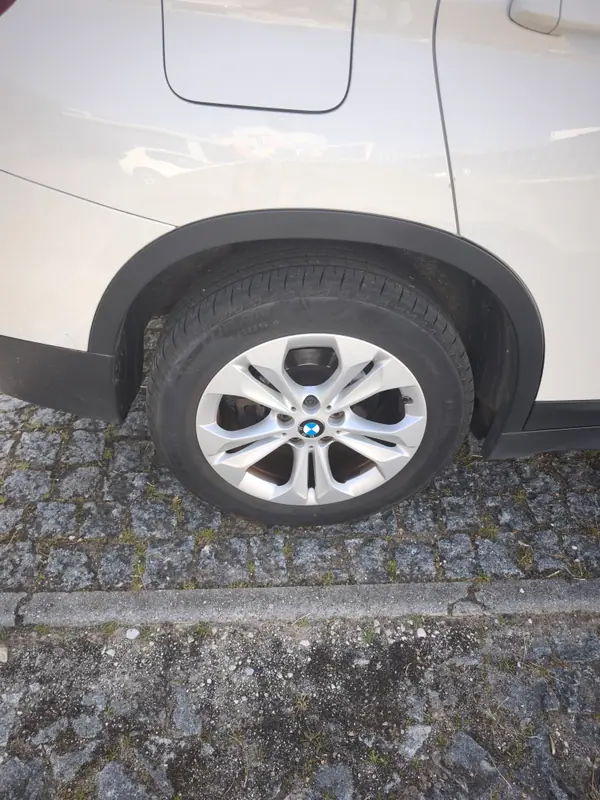 BMW X1 2017 - 19000 EUR, 108500 km - AUTO.MOTO.pt - 108500km - foto 3 de 18