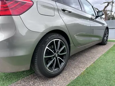 BMW 218 Active Tourer 2016 - 14900 EUR, 190000 km - AUTO.MOTO.pt - 190000km - foto 16 de 58