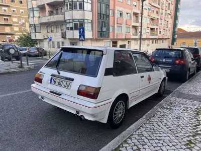 Toyota Corolla 1985 - 33000 EUR, 79000 km - 79000km - foto 3 de 10