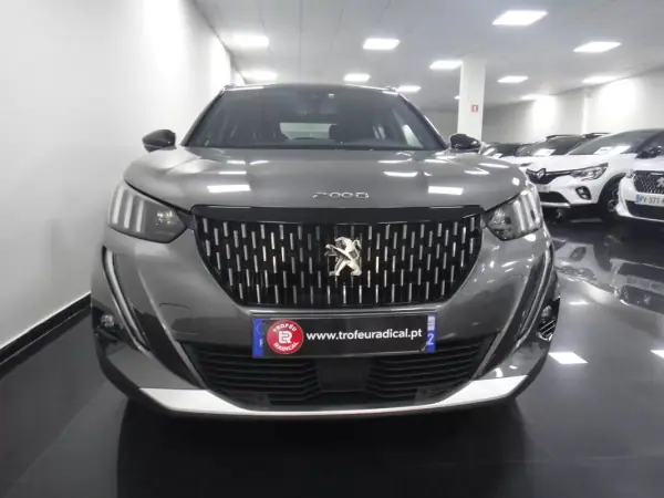 Peugeot 2008 2022 - 18990 EUR, 63000 km - AUTO.MOTO.pt - 63000km - foto 2 de 29