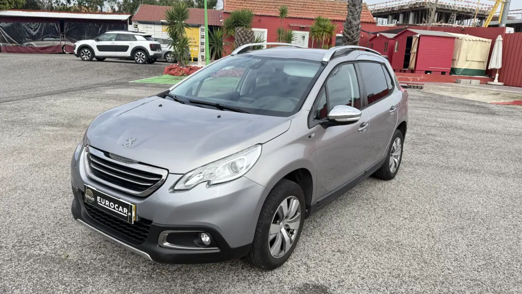 Peugeot 2008 2016 - 10590 EUR, 55500 km - AUTO.MOTO.pt - 55500km - foto 3 de 36