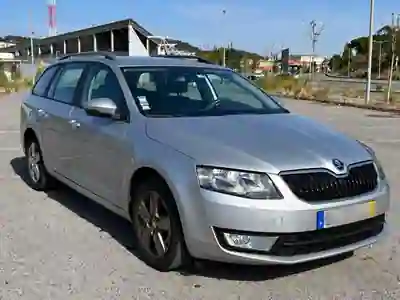 Skoda Octavia Break 2015 — foto 2 de 11