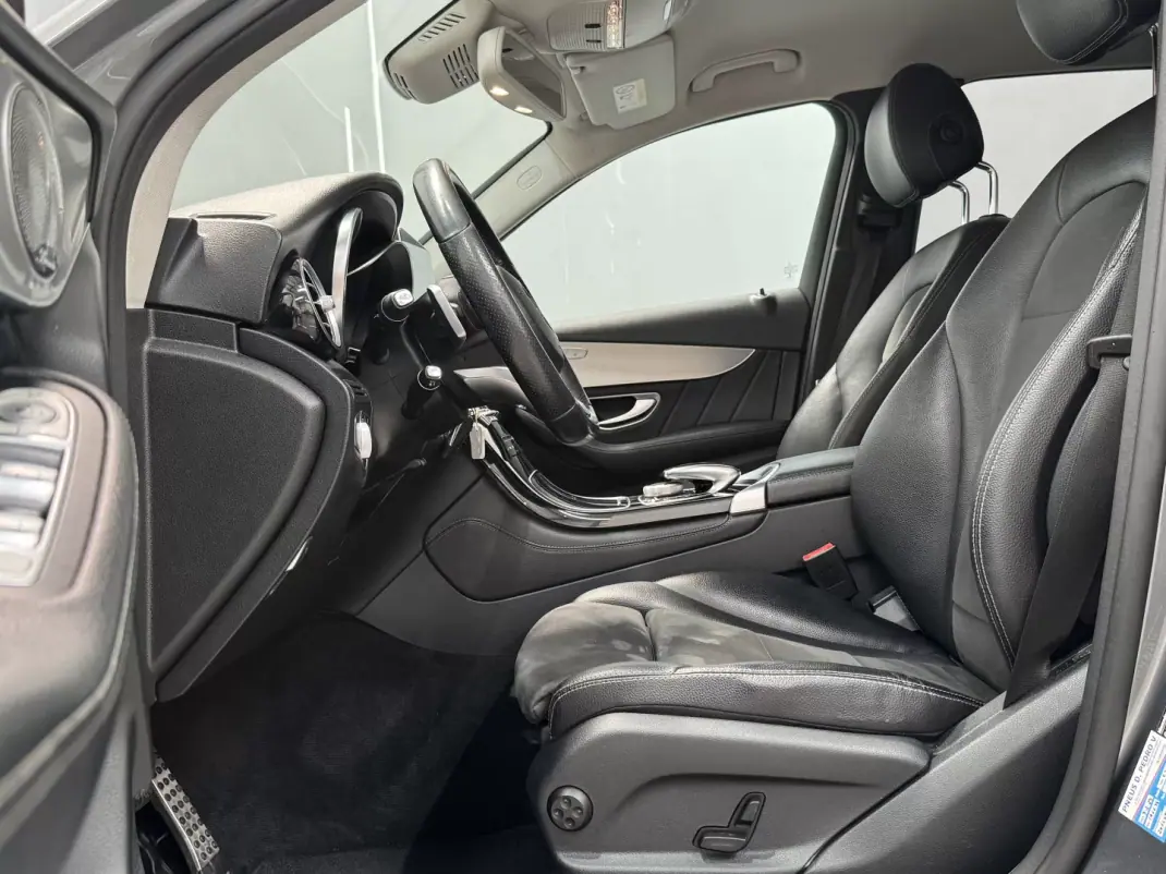 Mercedes-Benz GLC 220 2016 - 27890 EUR, 213000 km - AUTO.MOTO.pt - 213000km - foto 19 de 30