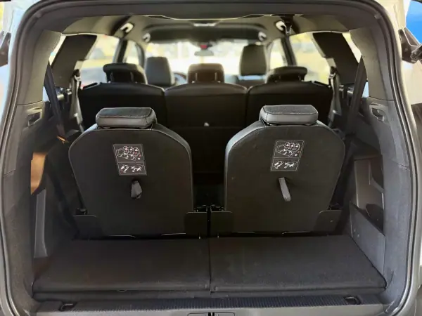 Peugeot 5008 2024 - 27950 EUR, 40000 km - AUTO.MOTO.pt - 40000km - foto 12 de 32