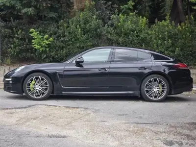 Porsche Panamera 2015 - 38499 EUR, 165000 km - AUTO.MOTO.pt - 165000km - foto 5 de 39