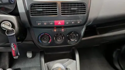 Fiat Doblo 2013 - 7750 EUR, 220583 km - AUTO.MOTO.pt - 220583km - foto 17 de 33