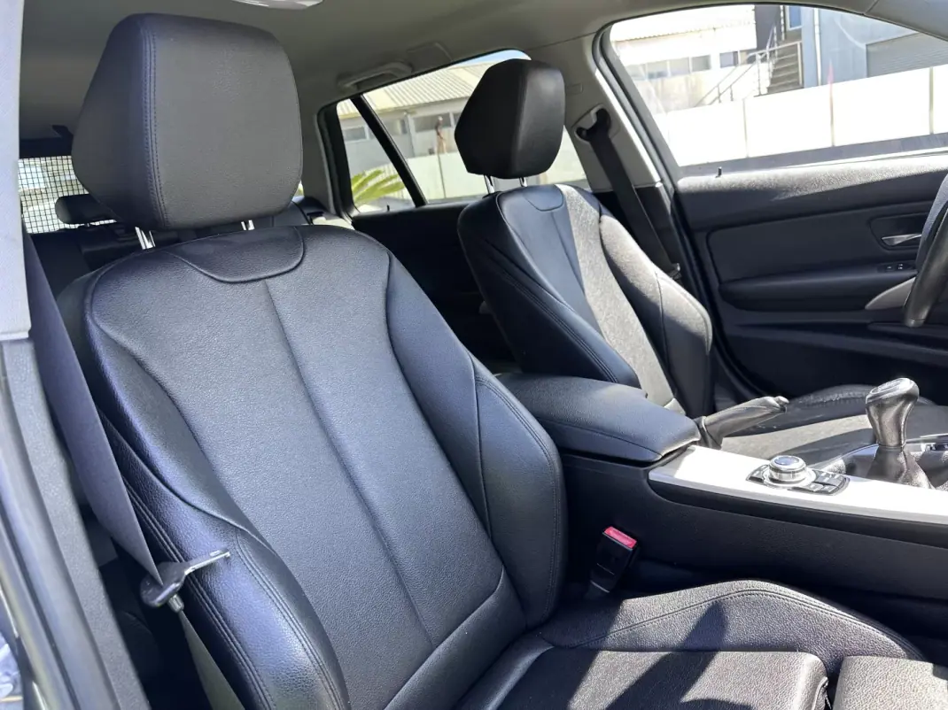 BMW 316 2014 - 11900 EUR, 240000 km - AUTO.MOTO.pt - 240000km - foto 35 de 58