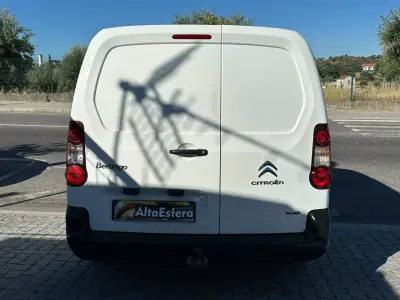 Citroën Berlingo 2016 - 12900 EUR, 101818 km - AUTO.MOTO.pt - 101818km - foto 4 de 27