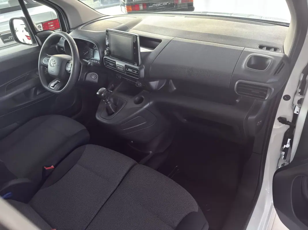 Toyota PROACE City EXCLUSIVE 2022 - 16490 EUR, 80811 km - AUTO.MOTO.pt - 80811km - foto 5 de 21