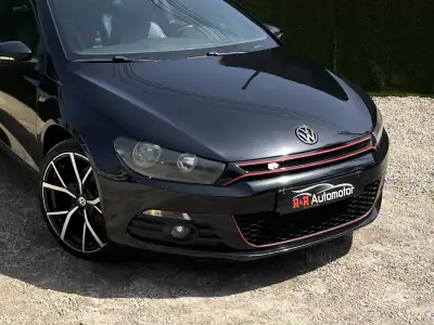 Volkswagen Scirocco 2010 - 13900 EUR, 255000 km - AUTO.MOTO.pt - 255000km - foto 6 de 16