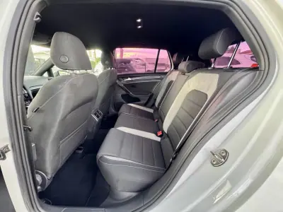 Volkswagen Golf 2014 - 23500 EUR, 175000 km - AUTO.MOTO.pt - 175000km - foto 25 de 27