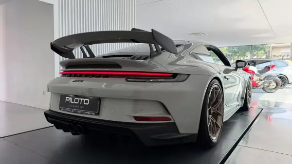 Porsche 992 2023 - 229990 EUR, 6875 km - AUTO.MOTO.pt - 6875km - foto 15 de 42
