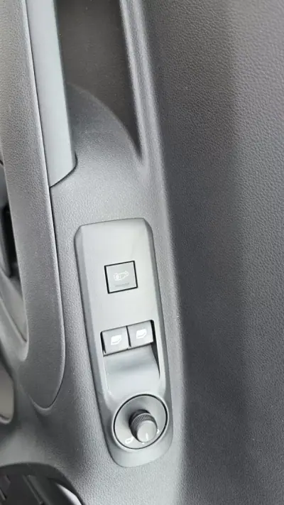 Citroën Berlingo 2022 - 14450 EUR, 77000 km - AUTO.MOTO.pt - 77000km - foto 24 de 24