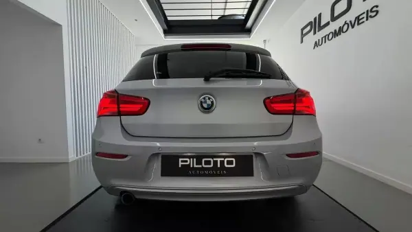 BMW 118 2016 - 16990 EUR, 140660 km - AUTO.MOTO.pt - 140660km - foto 9 de 32
