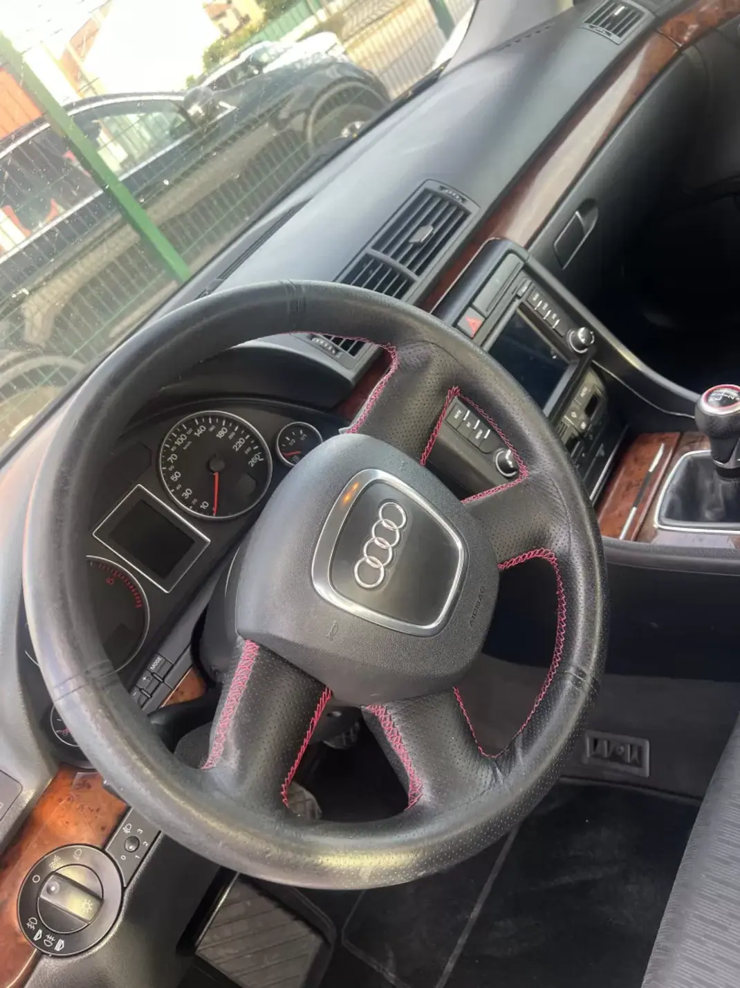 Audi A4 Avant 2006 - 5999 EUR, 365000 km - AUTO.MOTO.pt - 365000km - foto 3 de 6