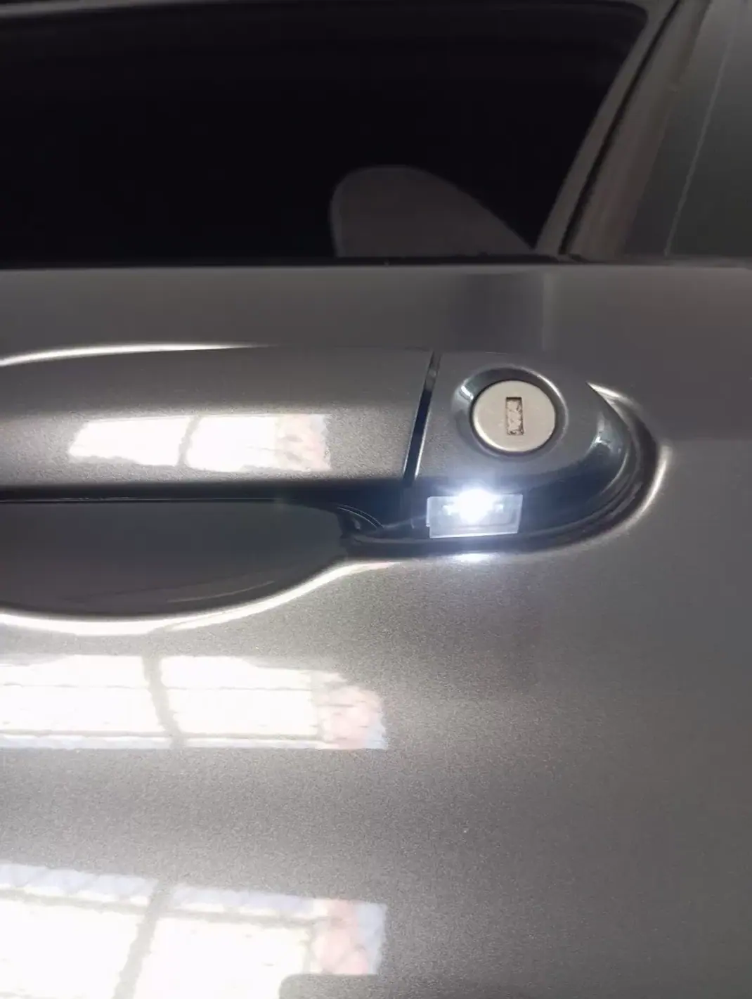 BMW 420 2017 - 25500 EUR, 149000 km - AUTO.MOTO.pt - 149000km - foto 15 de 27