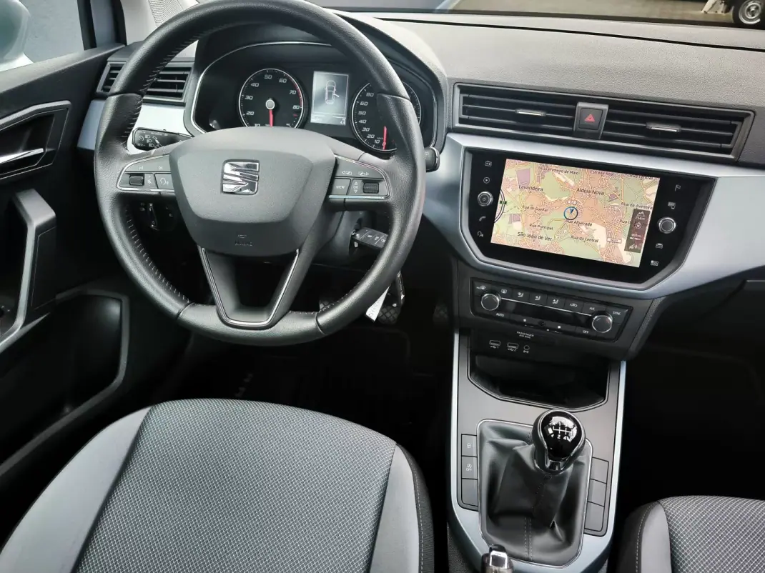 SEAT Arona 2019 - 13950 EUR, 46000 km - AUTO.MOTO.pt - 46000km - foto 30 de 48