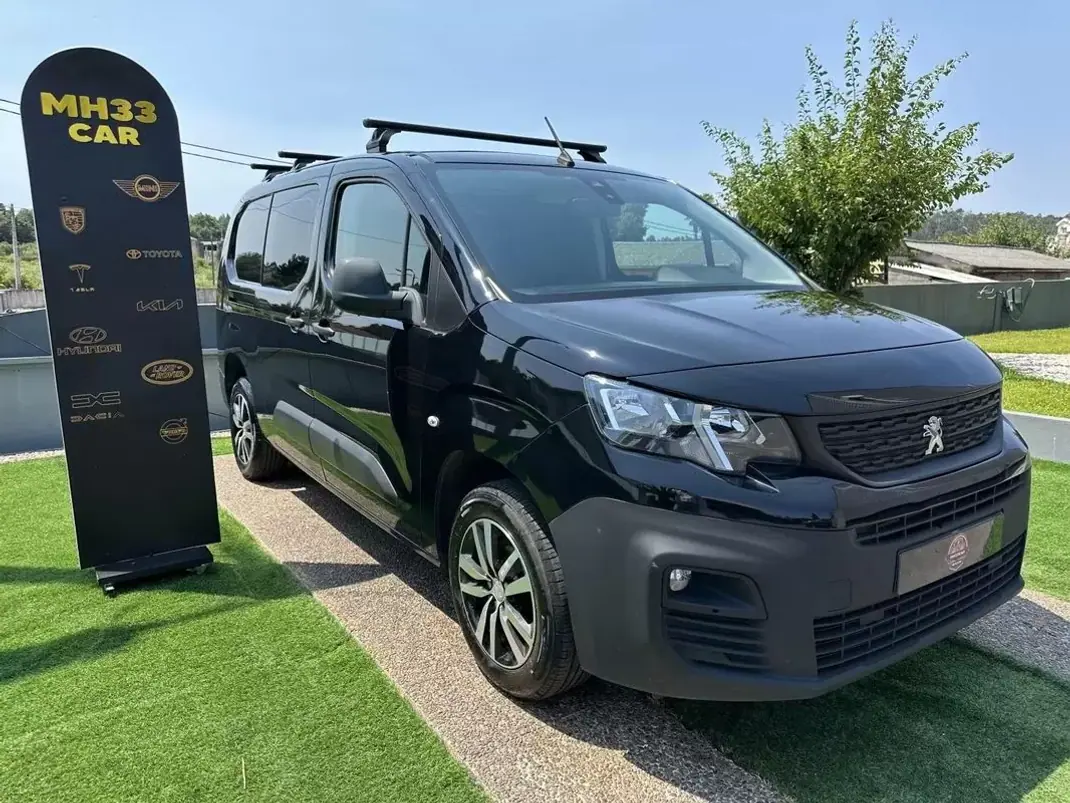 Peugeot Partner 1.5HDI 3lugares 2019 - 12900 EUR, 117000 km - AUTO.MOTO.pt - 117000km - foto 1 de 52