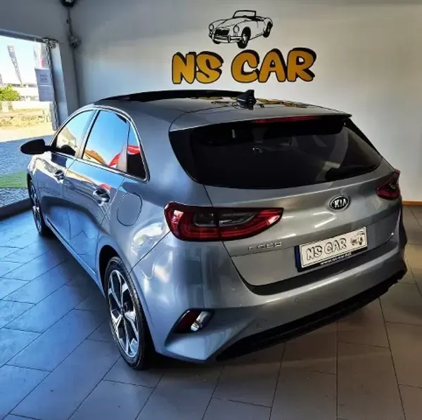 Kia Ceed 2019 - 15750 EUR, 145000 km - AUTO.MOTO.pt - 145000km - foto 6 de 12
