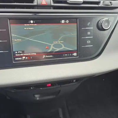 Citroën C4 Spacetourer 2020 - 15950 EUR, 102250 km - AUTO.MOTO.pt - 102250km - foto 9 de 15