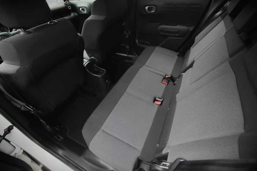 Citroën C3 Aircross 2018 - 12990 EUR, 97500 km - AUTO.MOTO.pt - 97500km - foto 11 de 36