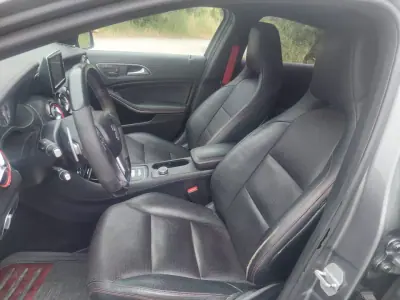Mercedes-Benz A 45 AMG 2014 - 22800 EUR, 219800 km - AUTO.MOTO.pt - 219800km - foto 9 de 13