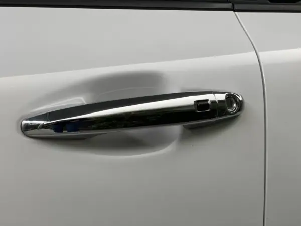 Kia e-Niro 2021 - 33500 EUR, 69000 km - AUTO.MOTO.pt - 69000km - foto 12 de 51