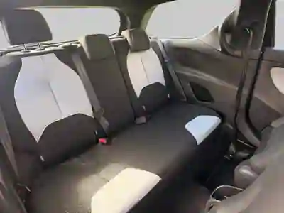DS DS3 2017 - 8500 EUR, 115144 km - AUTO.MOTO.pt - 115144km - foto 8 de 8