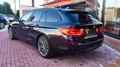 BMW 520 2018 - 29990 EUR, 130000 km - AUTO.MOTO.pt - 130000km - foto 11 de 43