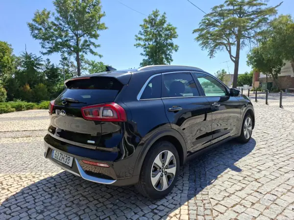 Kia Niro 2019 - 17900 EUR, 74459 km - 74459km - foto 26 de 26