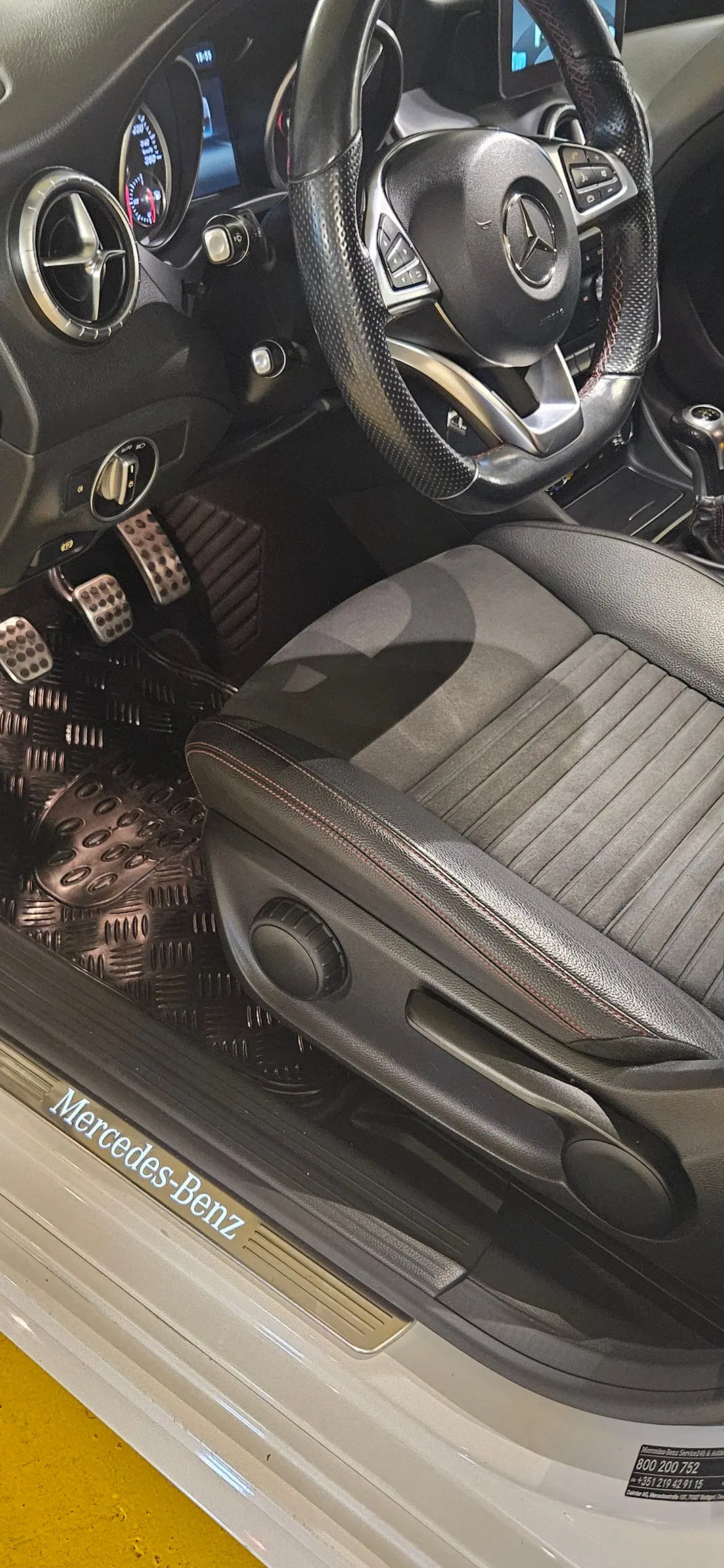 Mercedes-Benz CLA 200 2016 - 18900 EUR, 103000 km - 103000km - foto 14 de 15