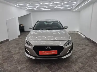 Hyundai i30 2019 - 14900 EUR, 43264 km - AUTO.MOTO.pt - 43264km - foto 3 de 33