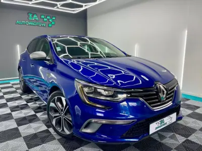 Renault Mégane 2016 - 13999 EUR, 182000 km - AUTO.MOTO.pt - 182000km - foto 4 de 22