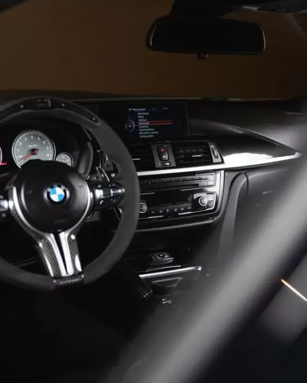 BMW M4 2015 - 67950 EUR, 87000 km - AUTO.MOTO.pt - 87000km - foto 30 de 35