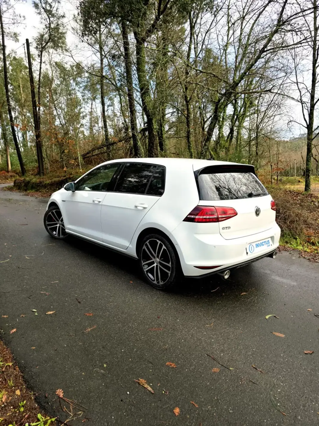 Volkswagen Golf 2015 - 18990 EUR, 167000 km - AUTO.MOTO.pt - 167000km - foto 9 de 30